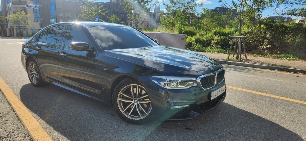 5시리즈 G30 520d xDrive (190마력)M 스포츠 플러스 매물 썸네일