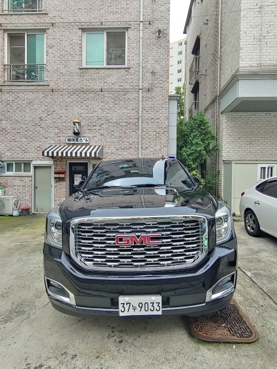 유콘 Ⅳ 6.2 V8 매물 썸네일