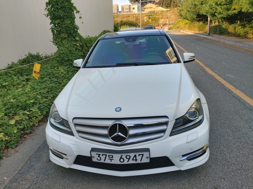 C 클래스 W204 C220 CDI 아방가드르 매물 썸네일