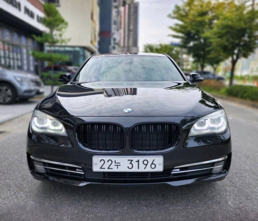 7시리즈 F01 740 d xDrive (313마력) 매물 썸네일