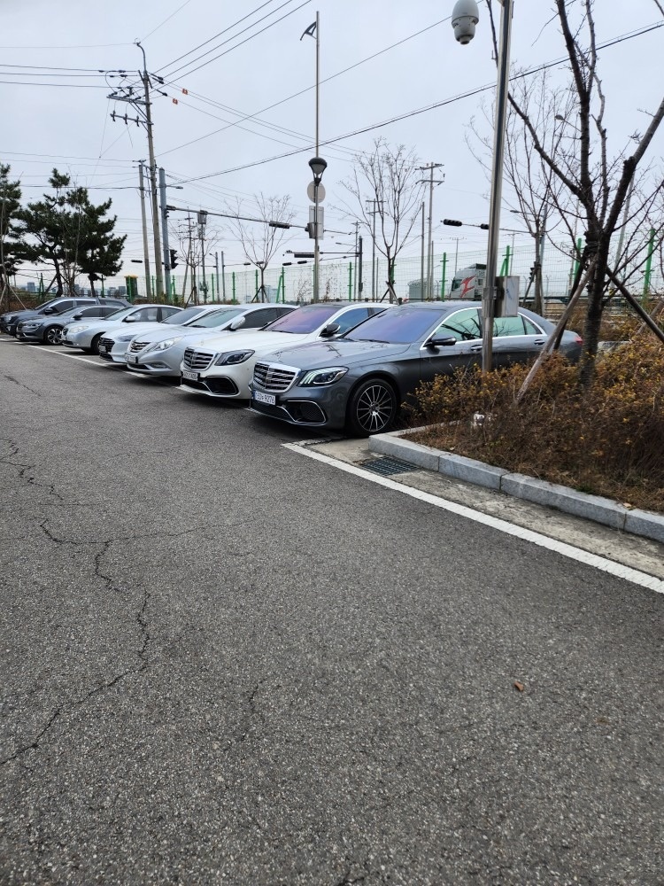 S 클래스 W222 S350 d 4Matic L 전기형 (265마력) 매물 썸네일