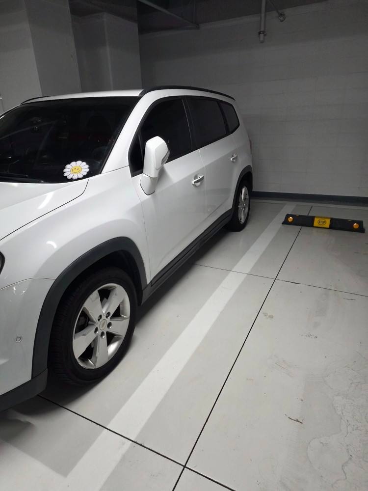 올란도 MPV7 7인승(2.0 디젤) FWD LT 세이프티 팩 매물 썸네일