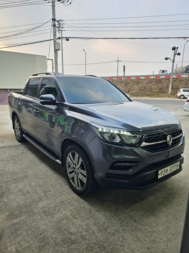 렉스턴 스포츠 Q200. G4 5인승(디젤 2.2) 4WD 프레스티지 스페셜 매물 썸네일