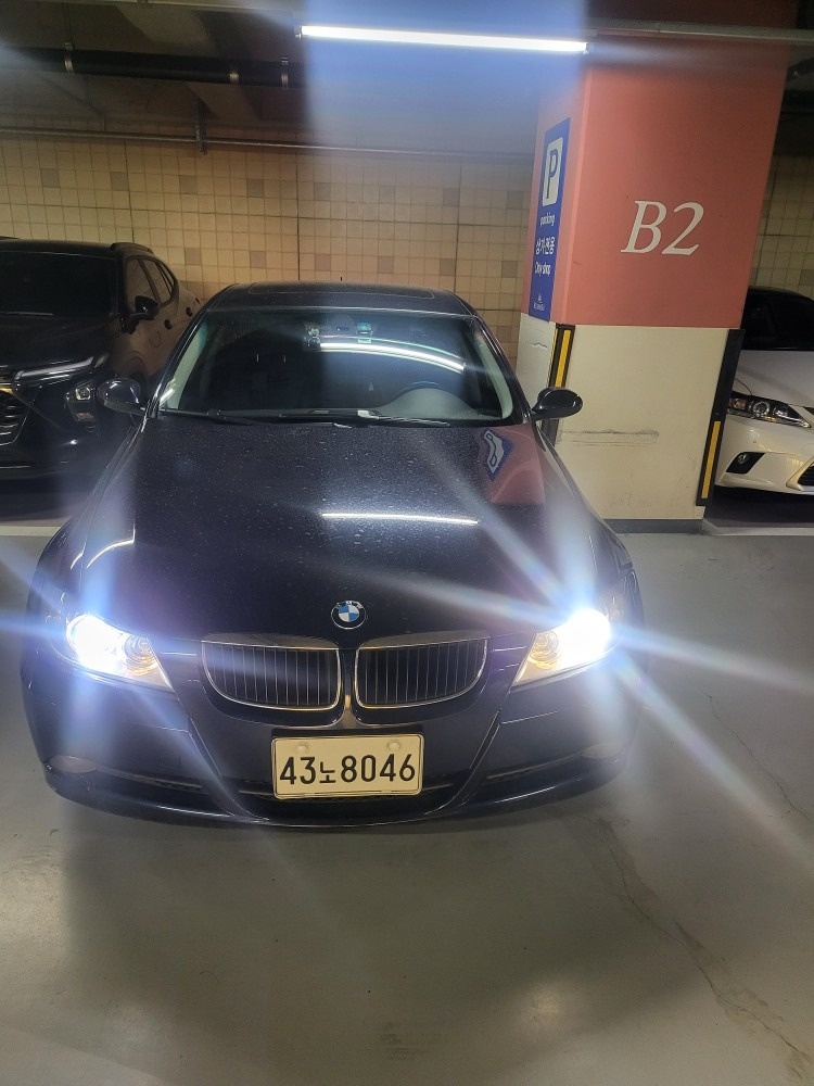 3시리즈 E90 320 i 세단 (150마력) 매물 썸네일