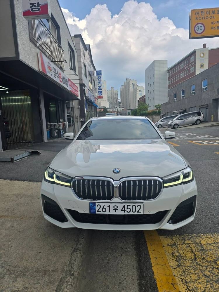 5시리즈 G30 530 i 후기형 (252마력)M 스포츠 매물 썸네일