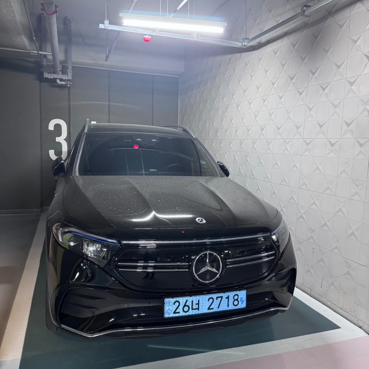 EQB 클래스 X247 EQB300 4Matic 전기형 (313km)AMG 라인 매물 썸네일