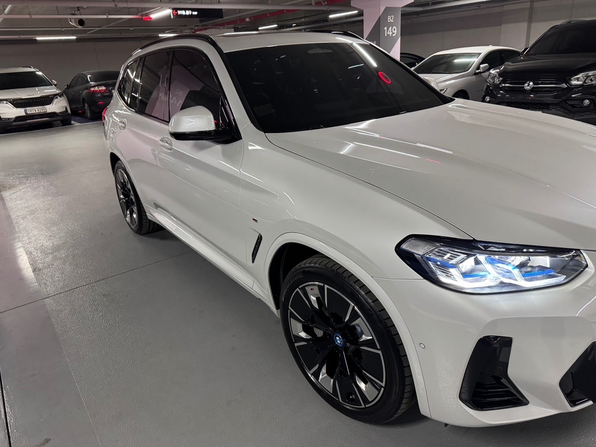 iX3 G08 BEV(74kWh) (286마력)M 스포츠 매물 썸네일