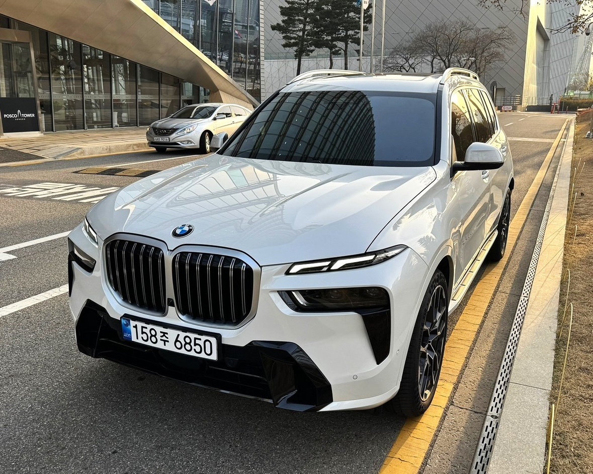 X7 G07 40 i xDrive 후기형 (381마력)M 스포츠 매물 썸네일