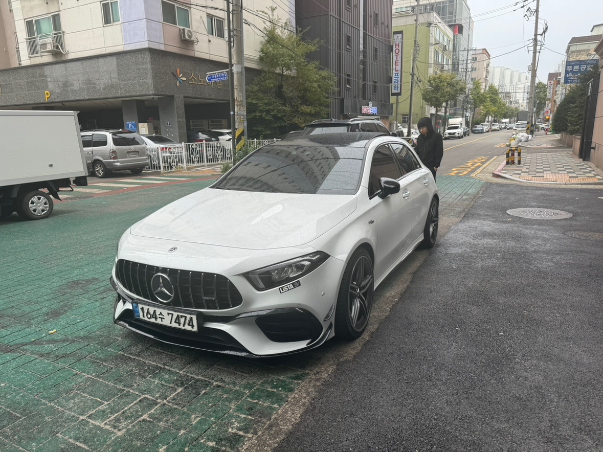 A 클래스 W177 A45amg 해치백 4Matic 전기형 (387마력) 매물 썸네일