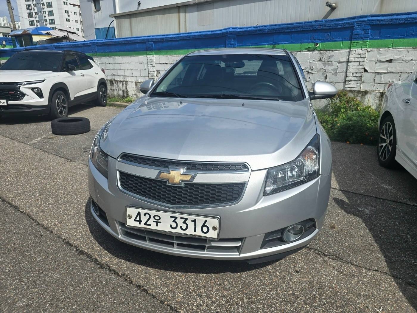 크루즈 J300 5도어 1.8 DOHC FWD LT+ 래더패키지 매물 썸네일