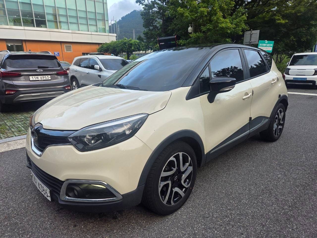 QM3 디젤 1.5 FWD LE 매물 썸네일