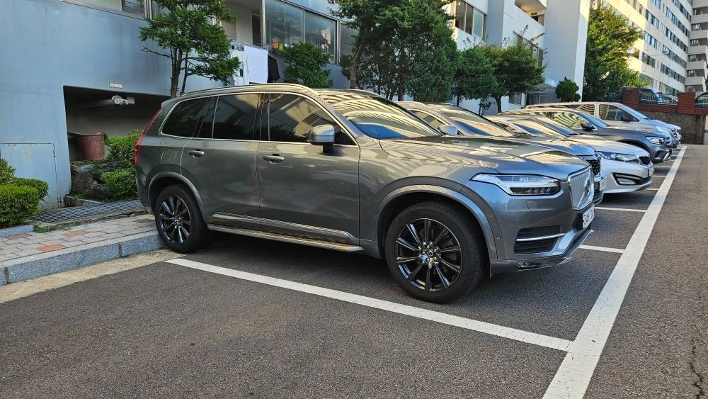 XC90 Ⅱ D5 AWD Inscription 매물 썸네일