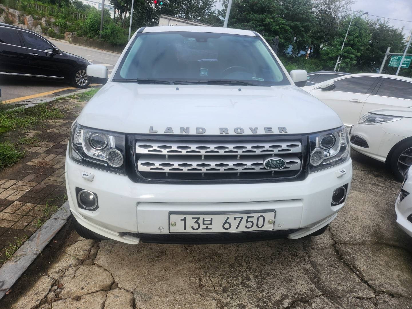 프리랜더 Ⅱ L359 5DR 2.2 SD4 AWD 매물 썸네일