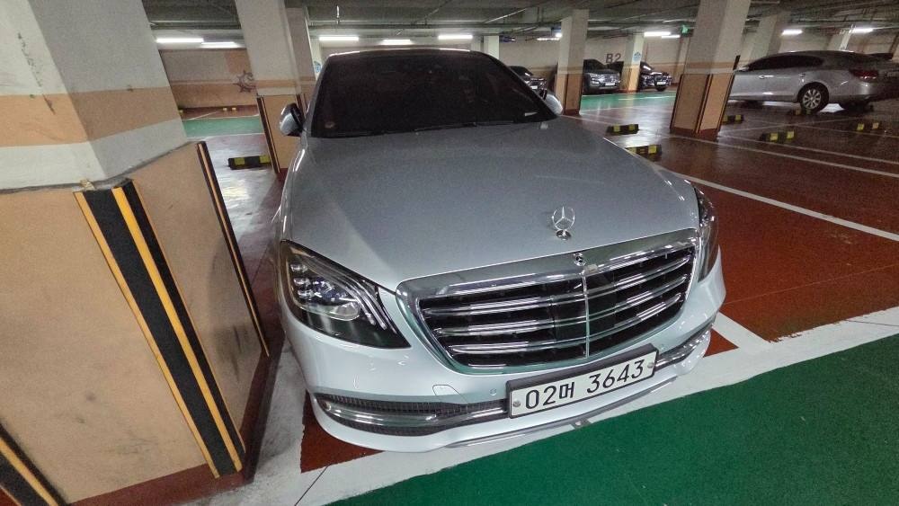 S 클래스 W222 S560 L 후기형 (469마력) 매물 썸네일
