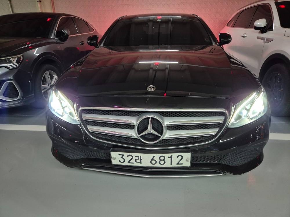 E 클래스 W213 E300 전기형 (211마력) 매물 썸네일