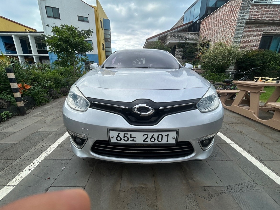 SM3 Z.E BEV(22kWh) FWD RE(135km) 매물 썸네일
