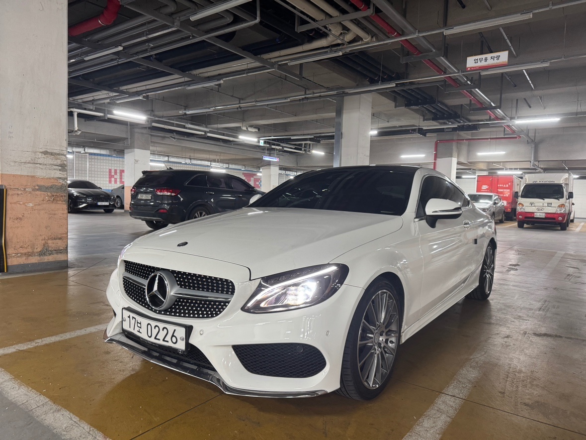 C 클래스 W205 C200 Coupe 전기형 (211마력)AMG Line 매물 썸네일