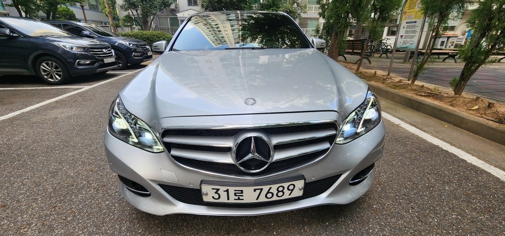 E 클래스 W212 E250 CDI 4Matic 후기형 (204마력)아방가르드 매물 썸네일