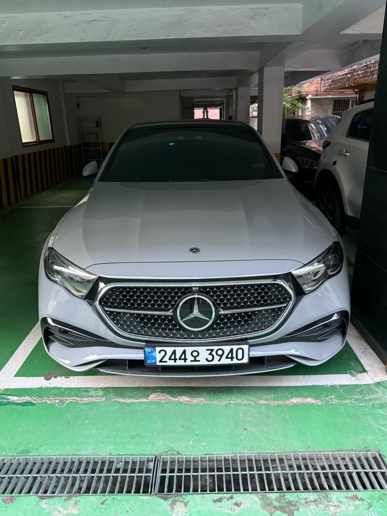 E 클래스 W214 E300 4Matic 전기형 (258마력) 매물 썸네일