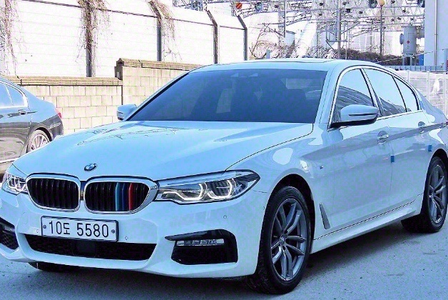 5시리즈 G30 520d xDrive (190마력) 매물 썸네일