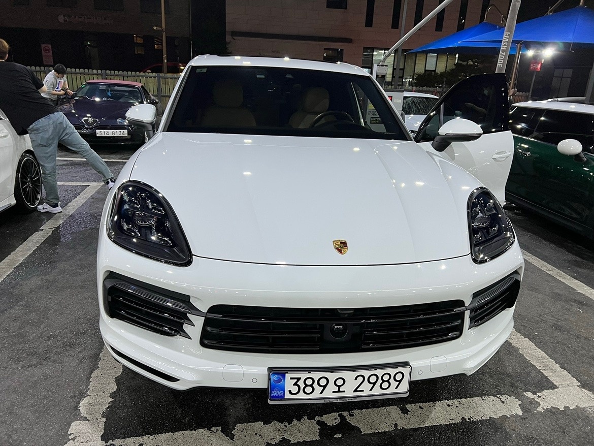 카이엔 9YA 3.0 (V6 Turbo) 전기형 (340마력) 매물 썸네일