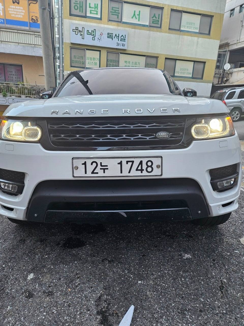 레인지로버 스포츠 L494 3.0 SDV6 (306마력) 매물 썸네일