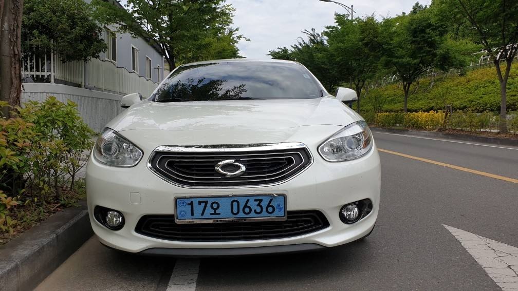 SM3 Z.E BEV(22kWh) FWD SE 플러스(135km) 매물 썸네일