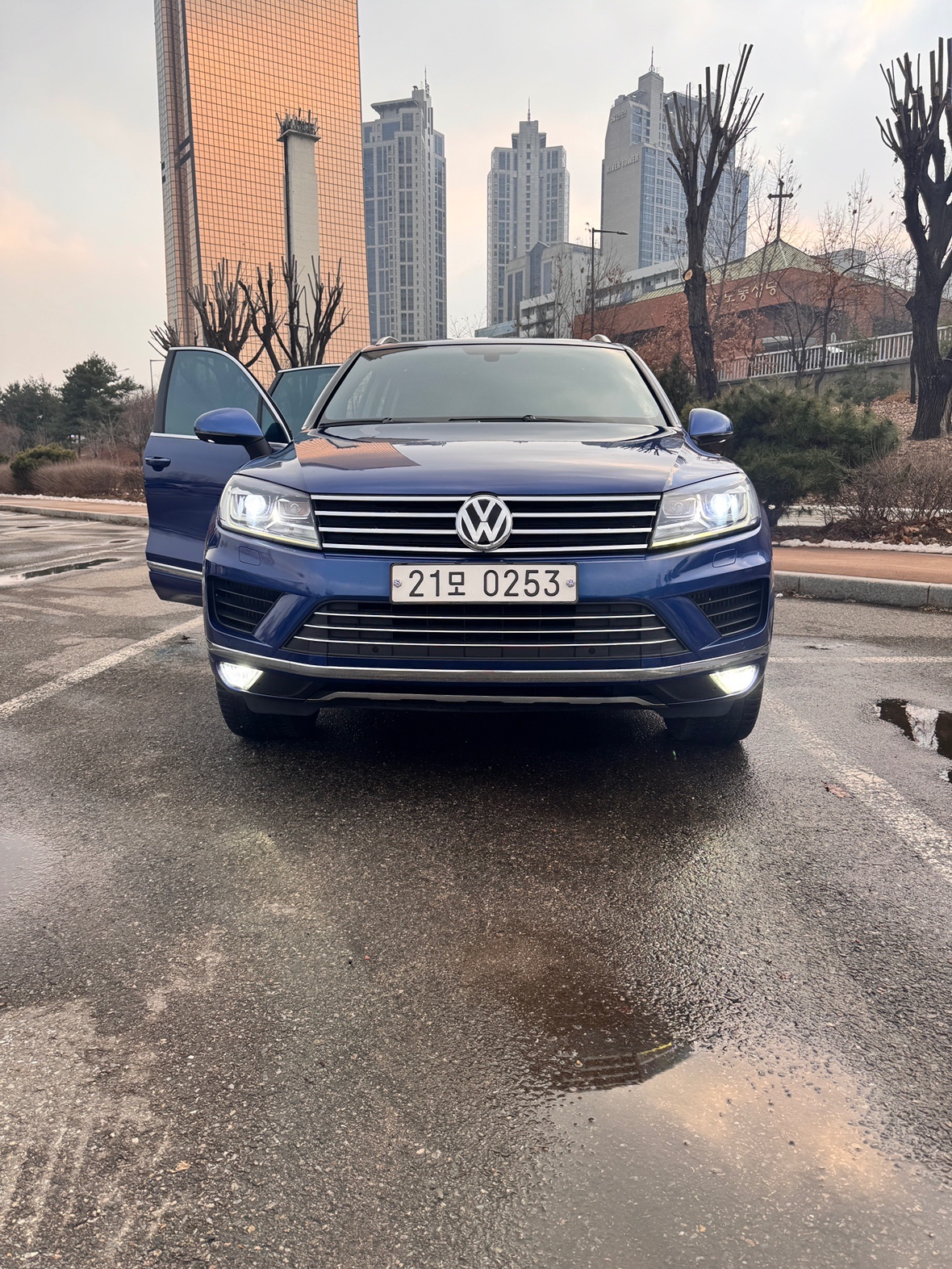 투아렉 Ⅱ 7P V6 3.0 TDI BMT (262마력) 매물 썸네일