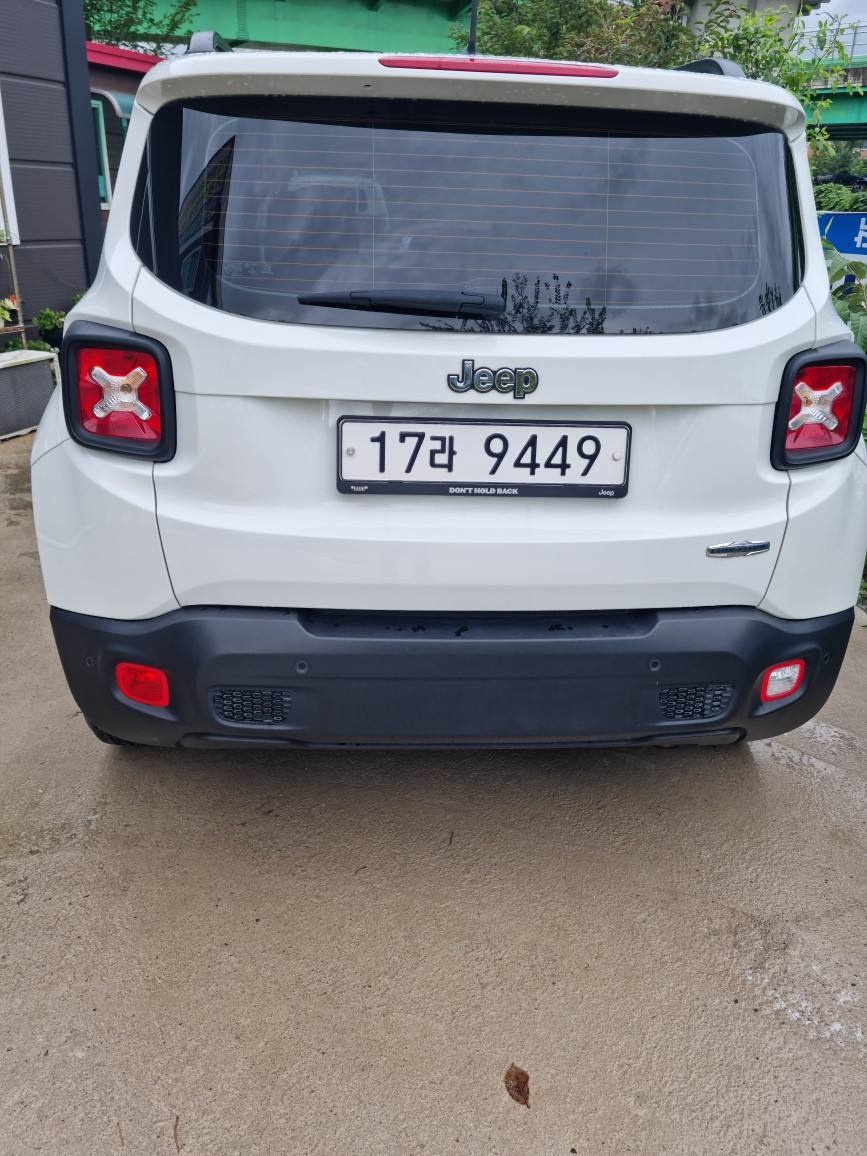 레니게이드 BU 2.4 가솔린 AWD 론지튜드 매물 썸네일