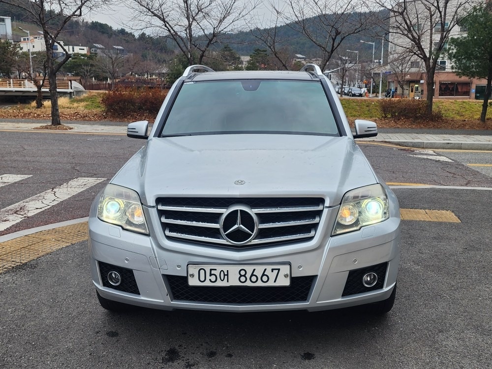 GLK 클래스 X204 GLK220 CDI 4Matic 전기형 (170마력)프리미엄 매물 썸네일