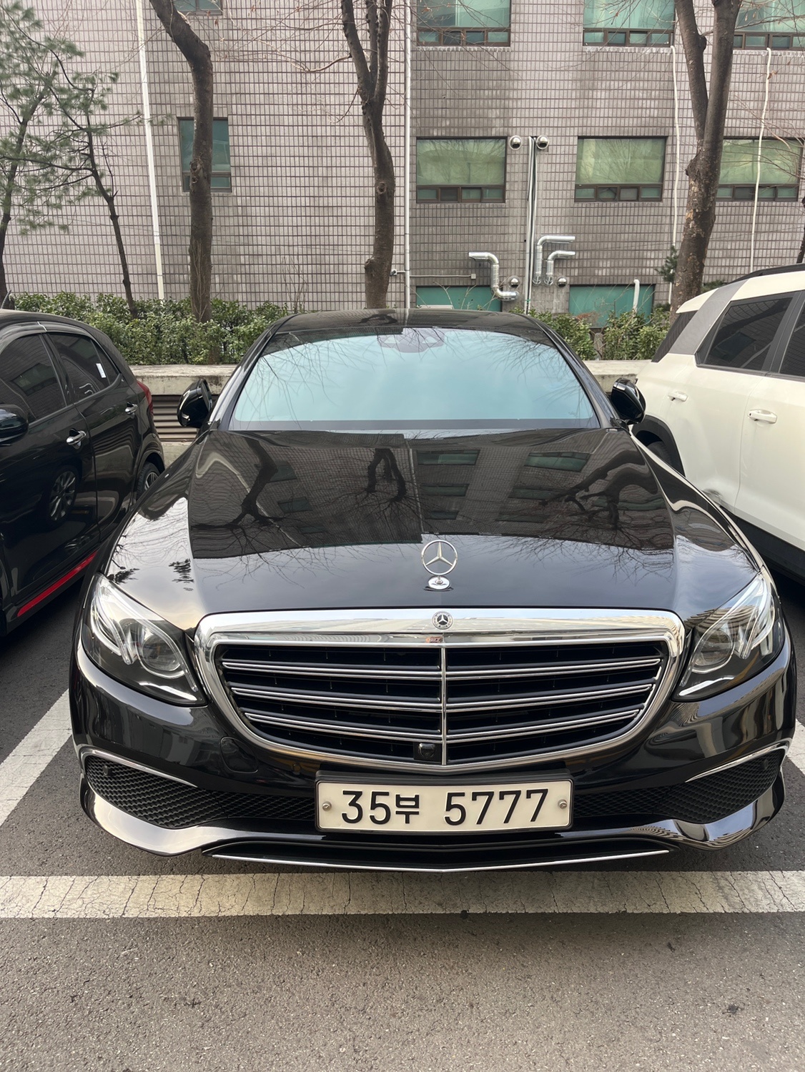 E 클래스 W213 E300 4Matic 전기형 (211마력) 매물 썸네일