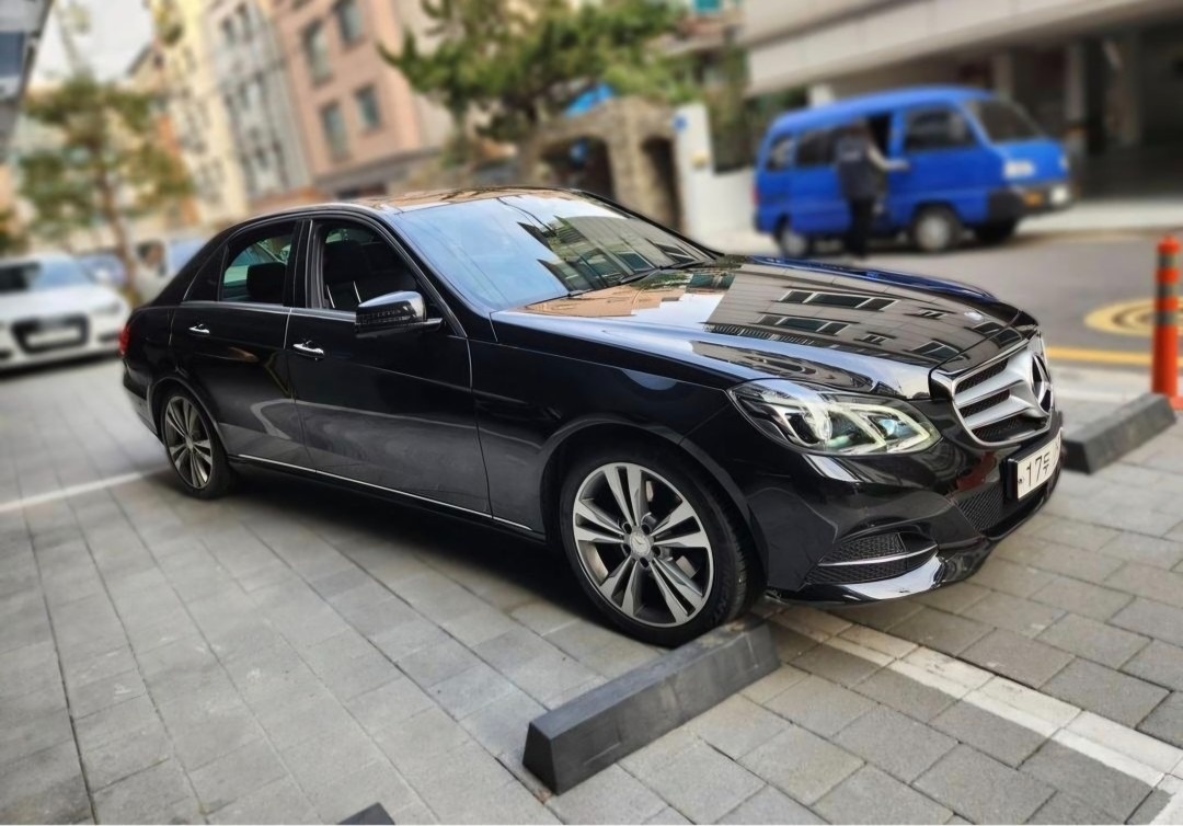 E 클래스 W212 E300 4Matic 후기형 (252마력)아방가르드 매물 썸네일