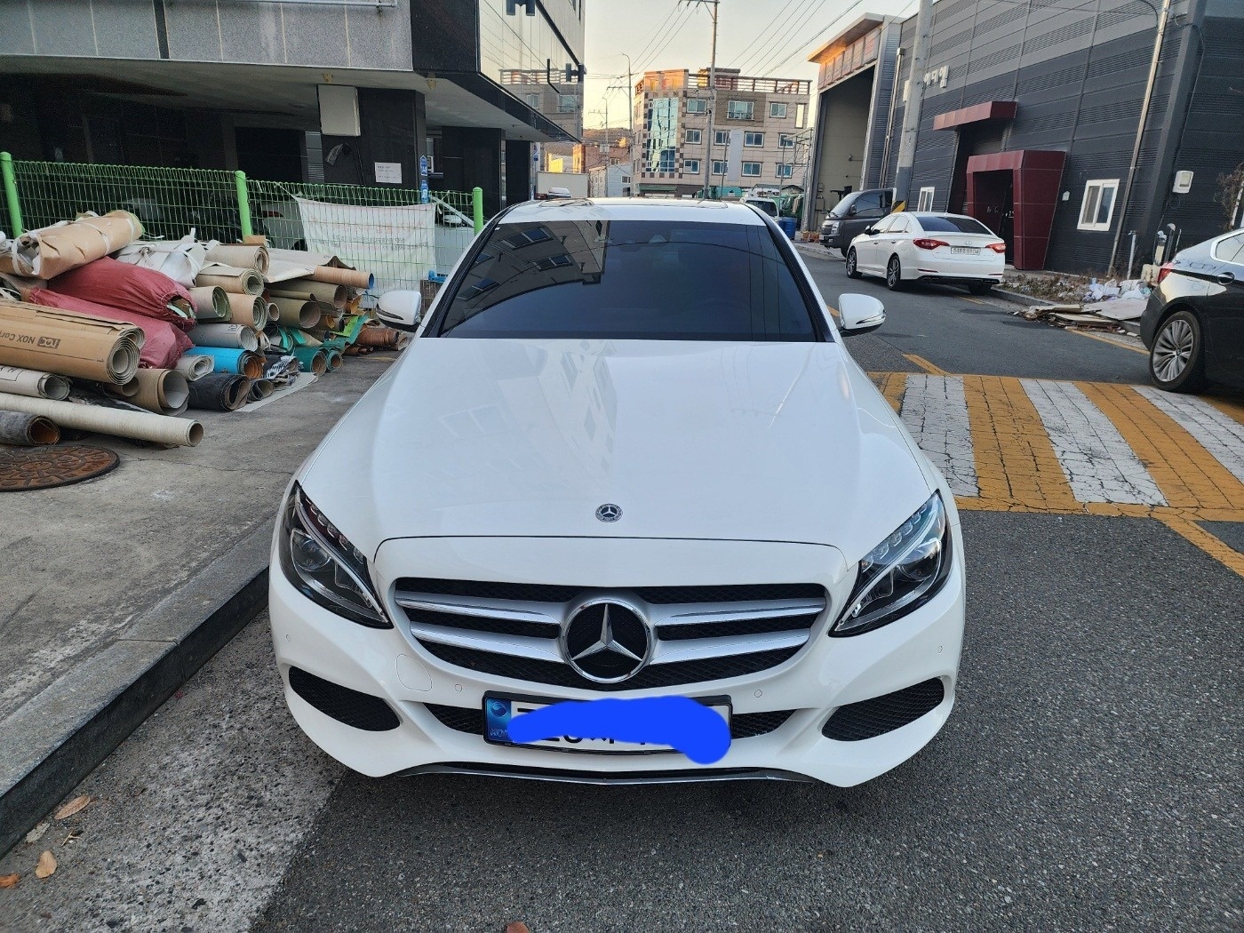 C 클래스 W205 C220 d (170마력)아방가르드 매물 썸네일