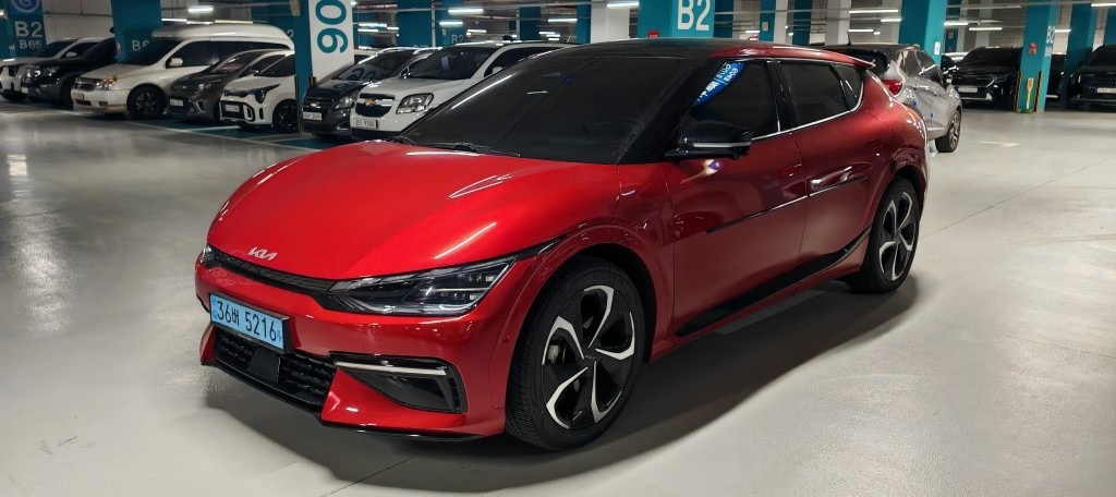 EV6 CV BEV(롱레인지/77.4kWh) AWD GT-Line(403km) 매물 썸네일