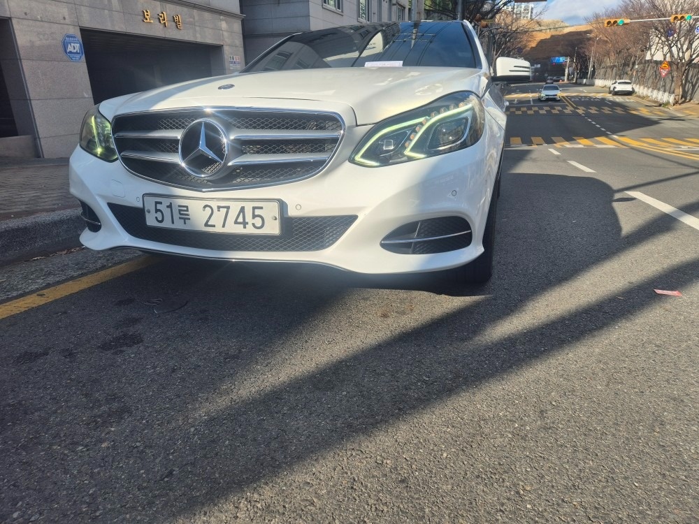 E 클래스 W212 E250 CDI 4Matic 후기형 (204마력) 매물 썸네일