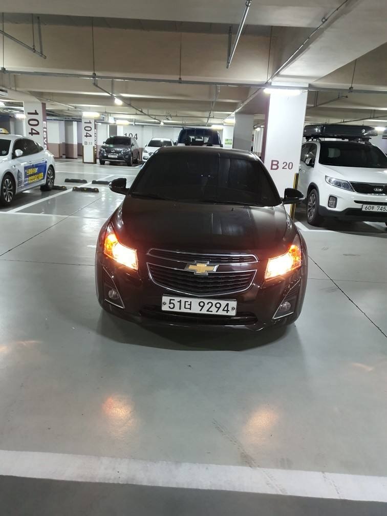 크루즈 J300 4도어 1.4 터보 FWD LTZ+ 매물 썸네일