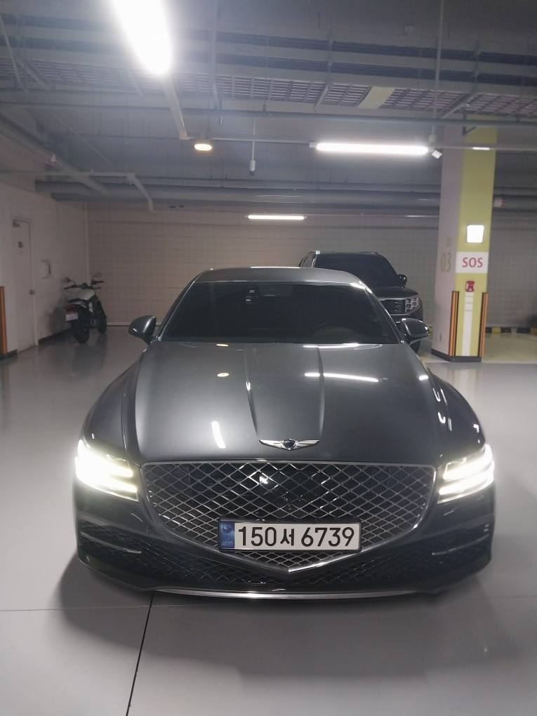 올 뉴 G80 RG3 2.5T AWD 18인치 (기본디자인) 매물 썸네일