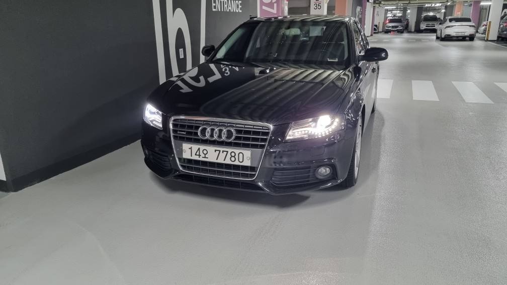 A4 B8/8K 2.0 TFSI 콰트로 (211마력) 매물 썸네일
