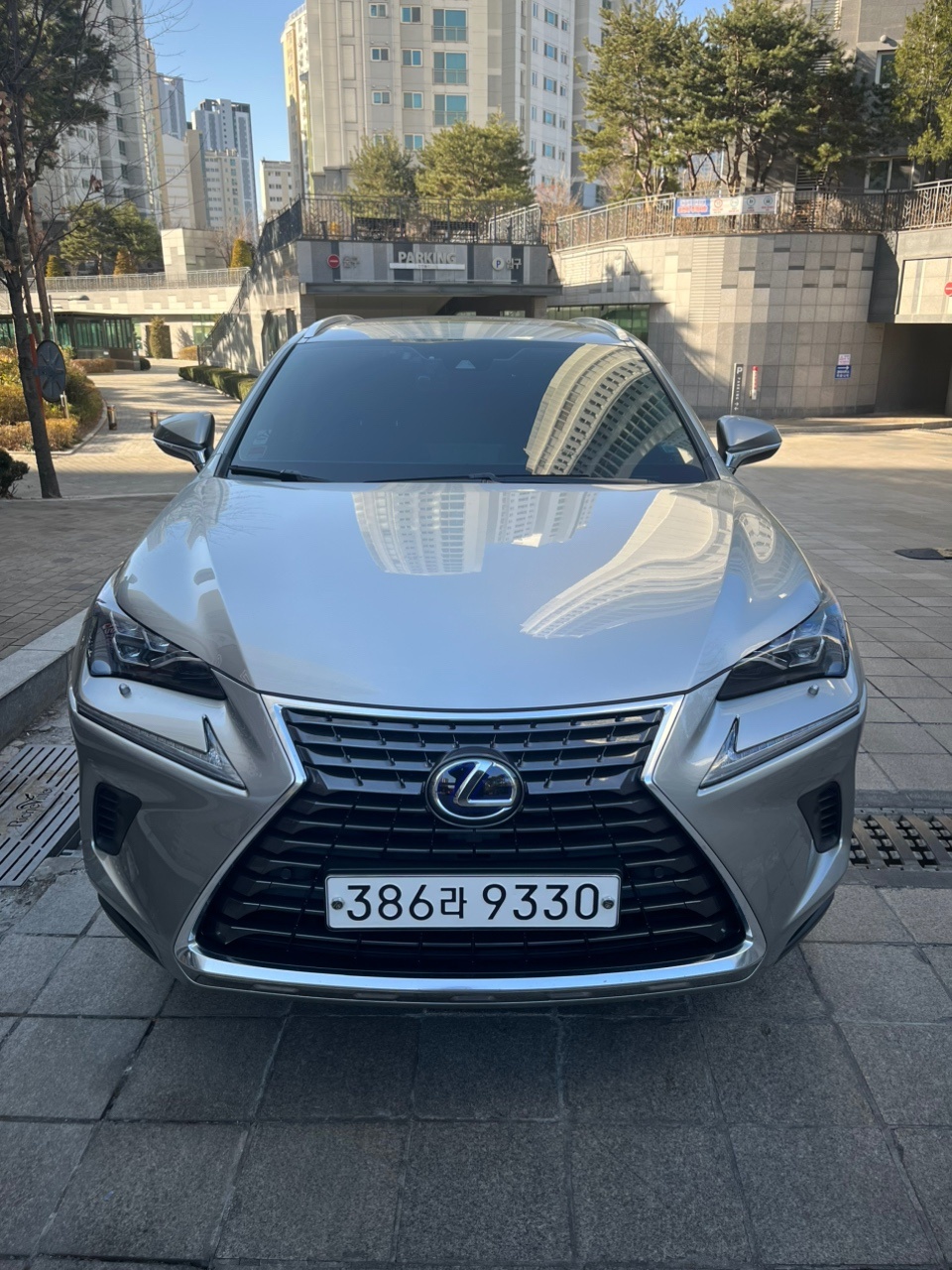 NX AZ10 NX300h AWD 후기형 (152마력)슈프림 매물 썸네일