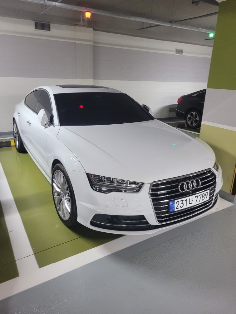 A7 Sportback 4G8 50 TDI 콰트로 (272마력) 매물 썸네일