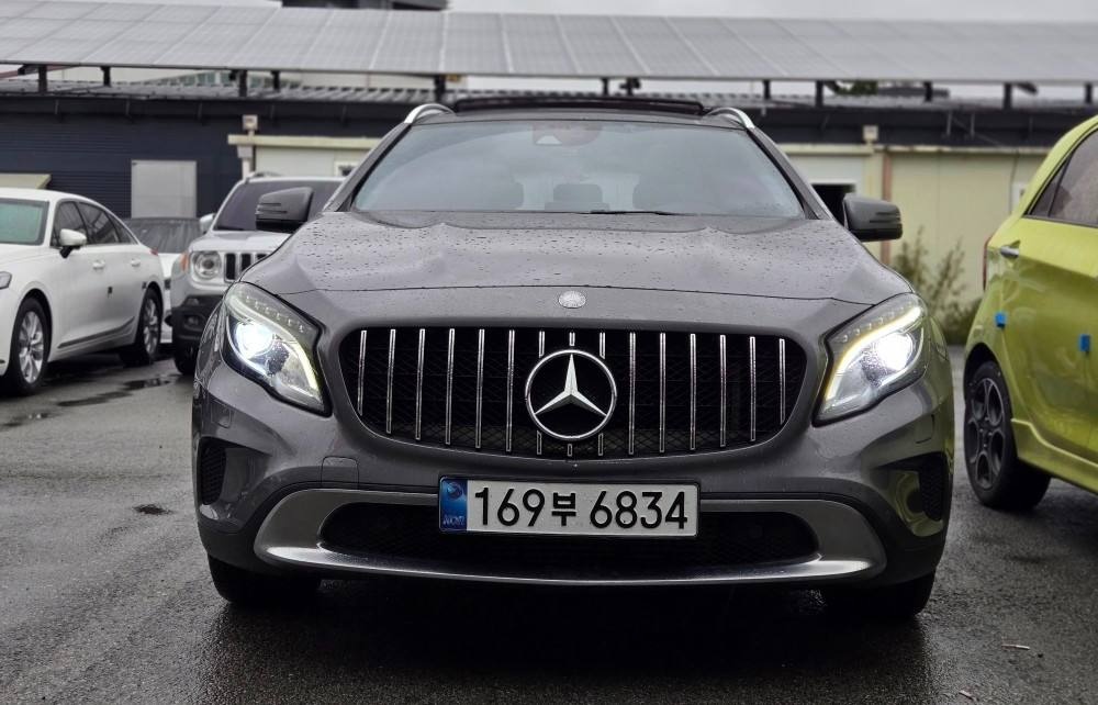 GLA X156 GLA200 d 4Matic 전기형 (136마력) 매물 썸네일