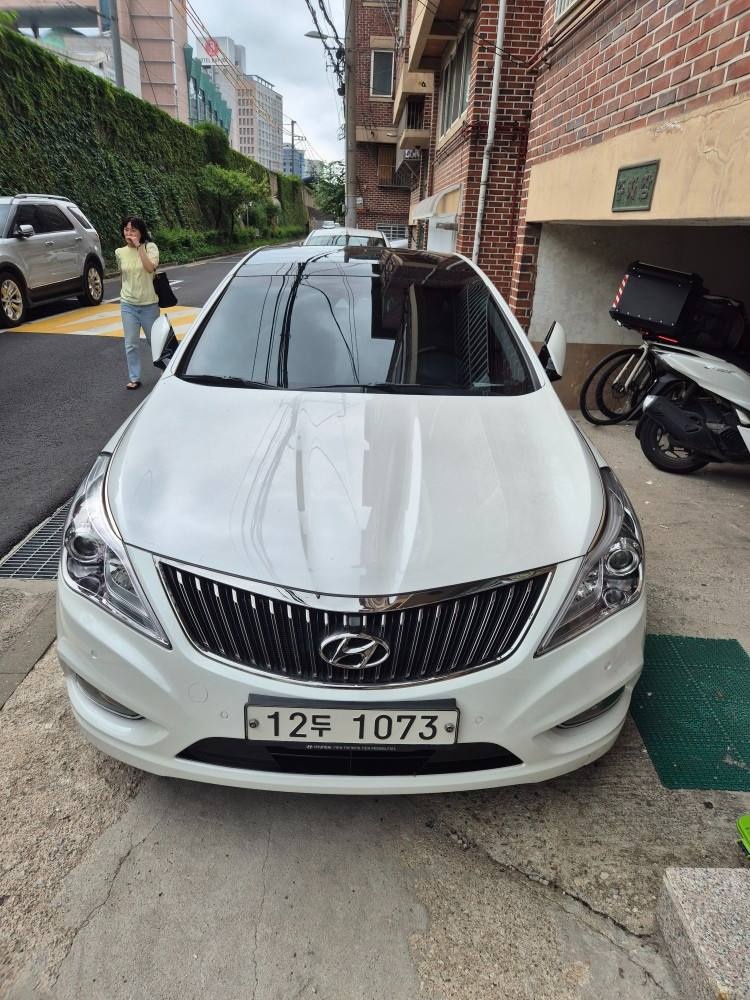 그랜저 HG HG330 GDi FWD 셀러브리티 매물 썸네일