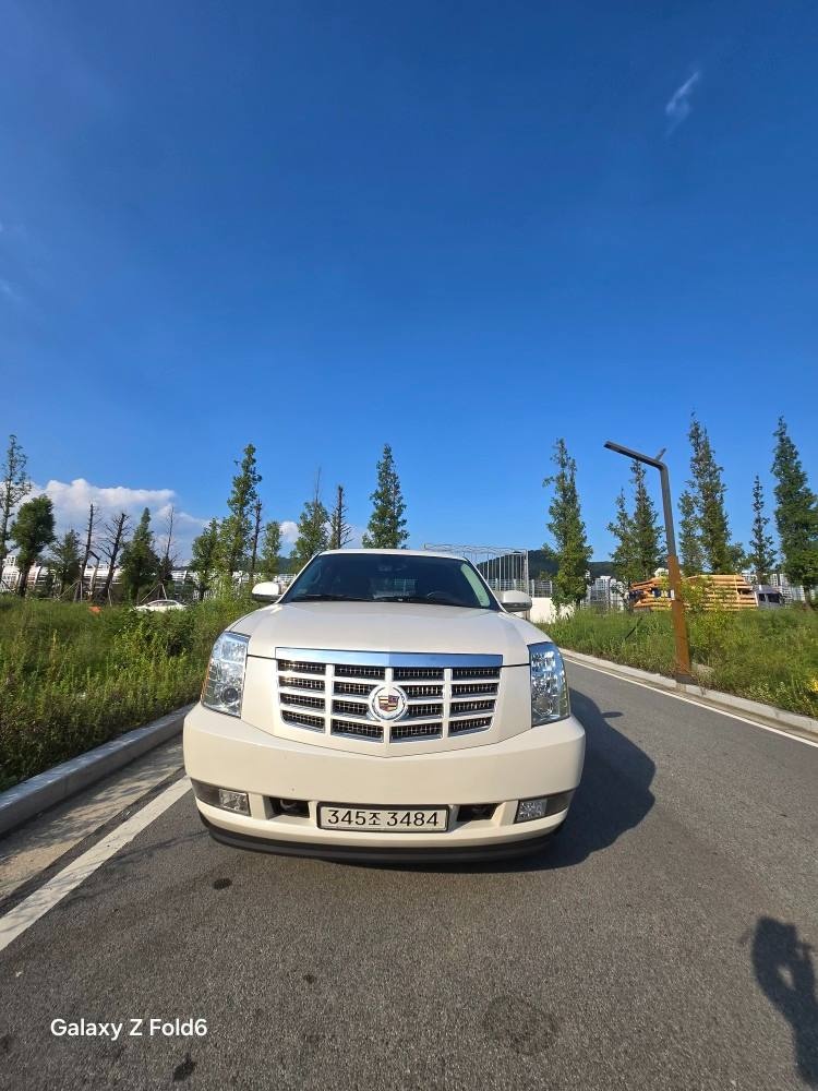 에스컬레이드ⅢGMT900 6.2 숏바디 4WD 매물 썸네일