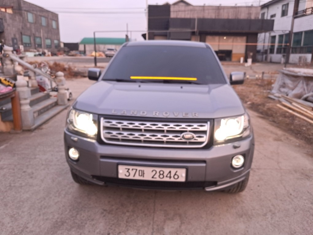 프리랜더 Ⅱ L359 5DR 2.2 SD4 AWD 매물 썸네일