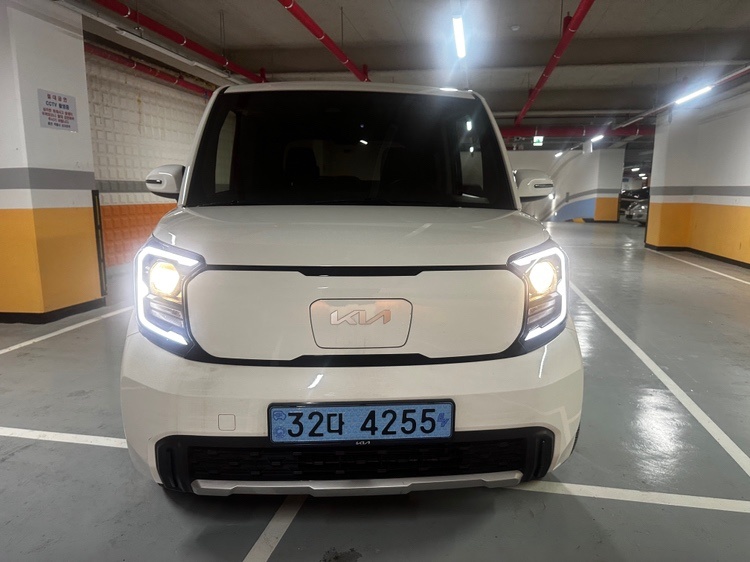 더 뉴 레이 PE2 TAM BEV(35.2 kWh) FWD 에어(205km) 매물 썸네일