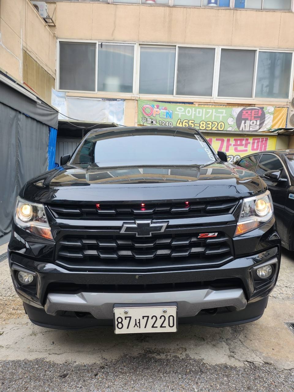 리얼 뉴 콜로라도 가솔린 3.6 AWD Z71-X 미드나잇 매물 썸네일