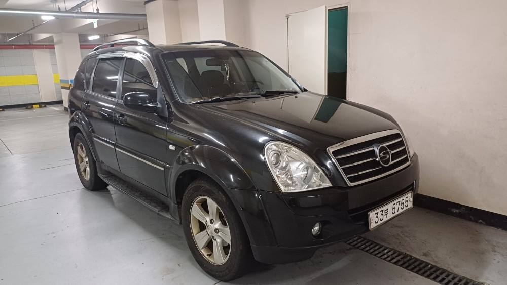 슈퍼 렉스턴 Y200 7인승(디젤 RX6) 4WD 최고급 매물 썸네일