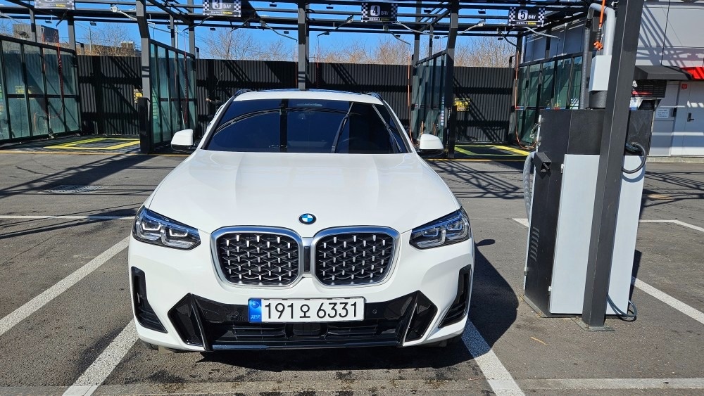 X4 G02 20 i xDrive 후기형 (184마력)M 스포츠 매물 썸네일