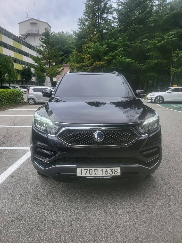 G4 렉스턴 Y400 5인승(디젤 2.2) 4WD 유라시아 에디션 매물 썸네일