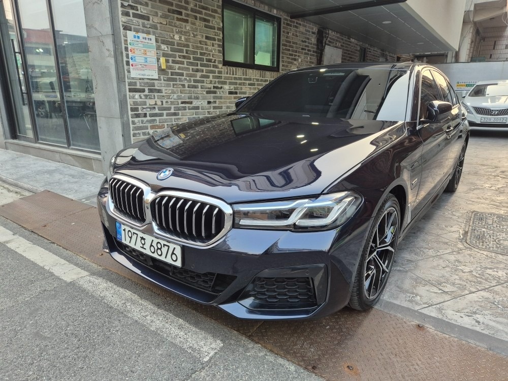 5시리즈 G30 530e 페이스리프트 (292마력)M Sport 매물 썸네일